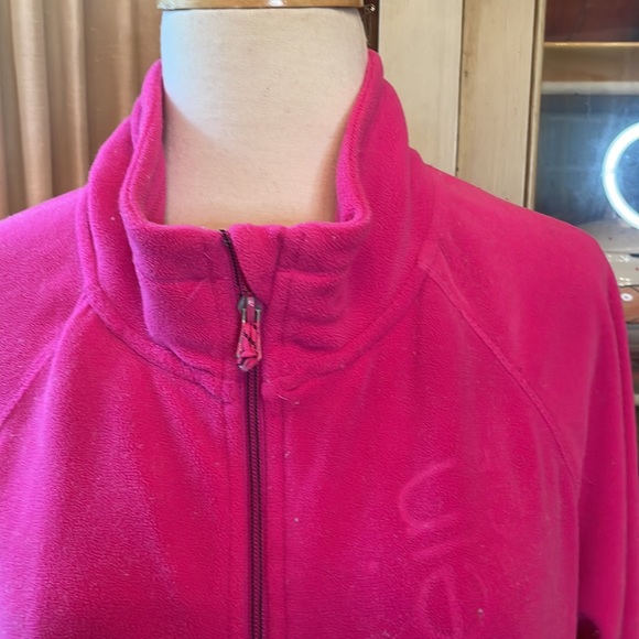 Calvin Klein - Picture 3 of 9